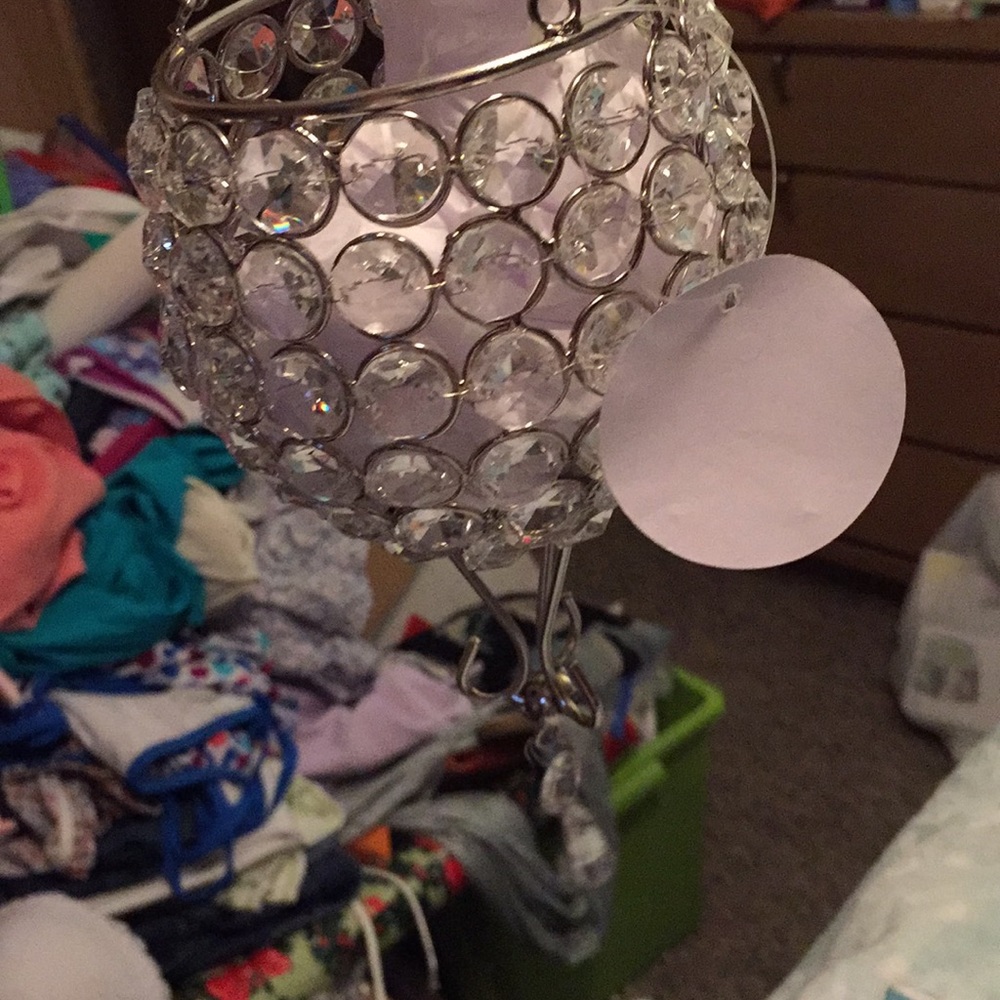 Hanging basket for candlelight